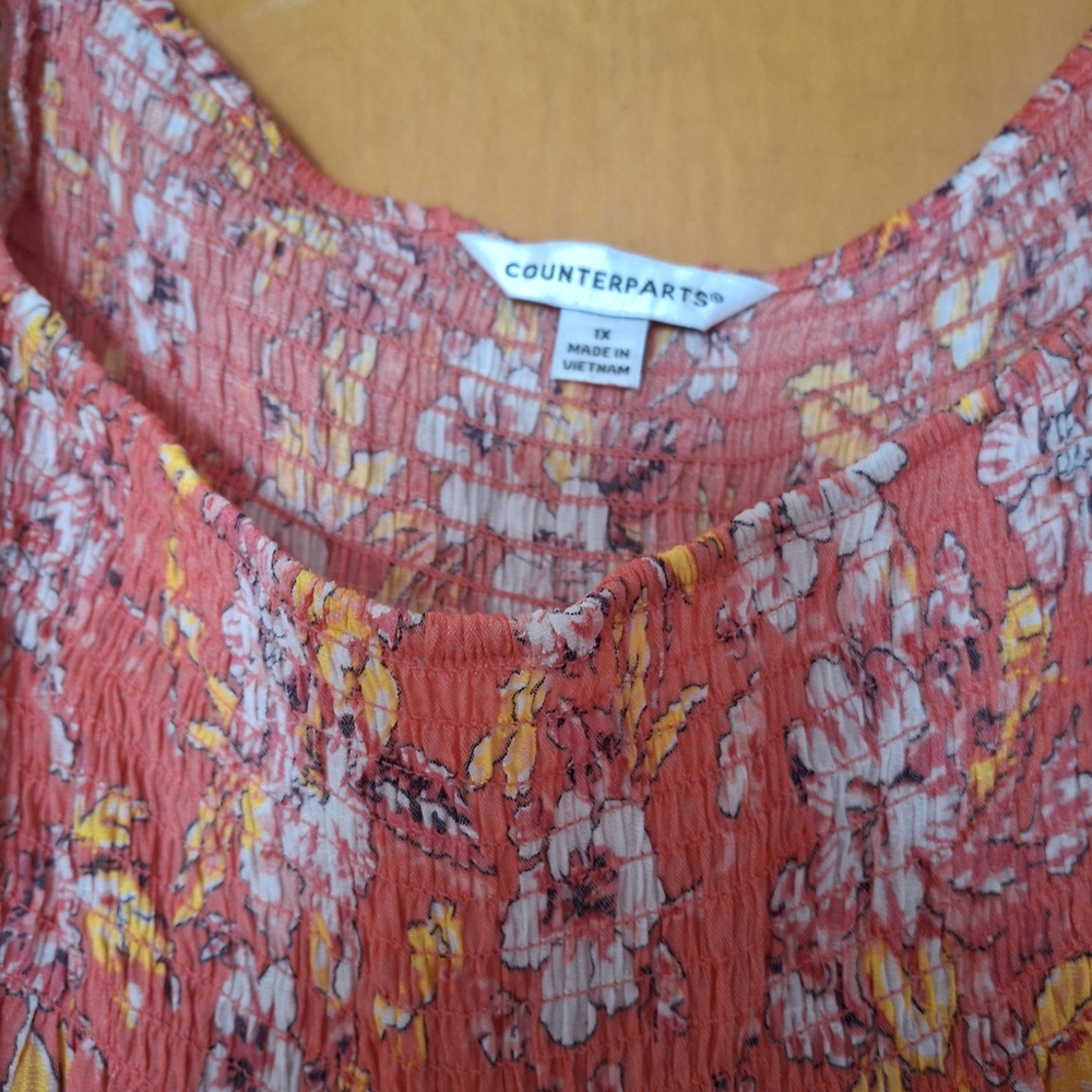 Counterparts Floral Top - Coral and White